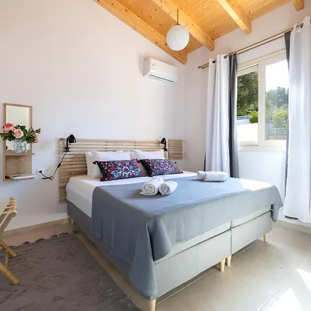 Villa Ruby Pessada