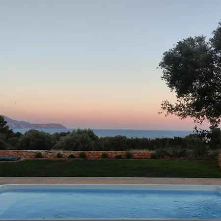 Villa Ruby Pessada